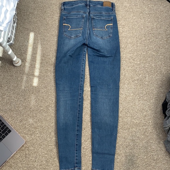 Women’s American Eagle Hi-Rise Jegging - Picture 3 of 5